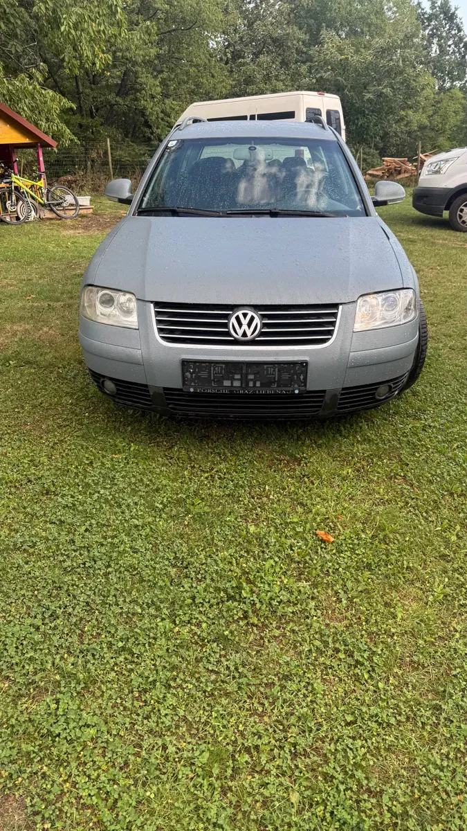 Volkswagen Passat 2005 photo 2