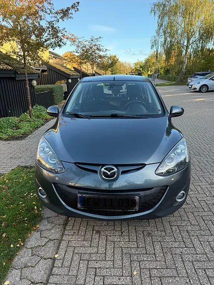 Mazda 2