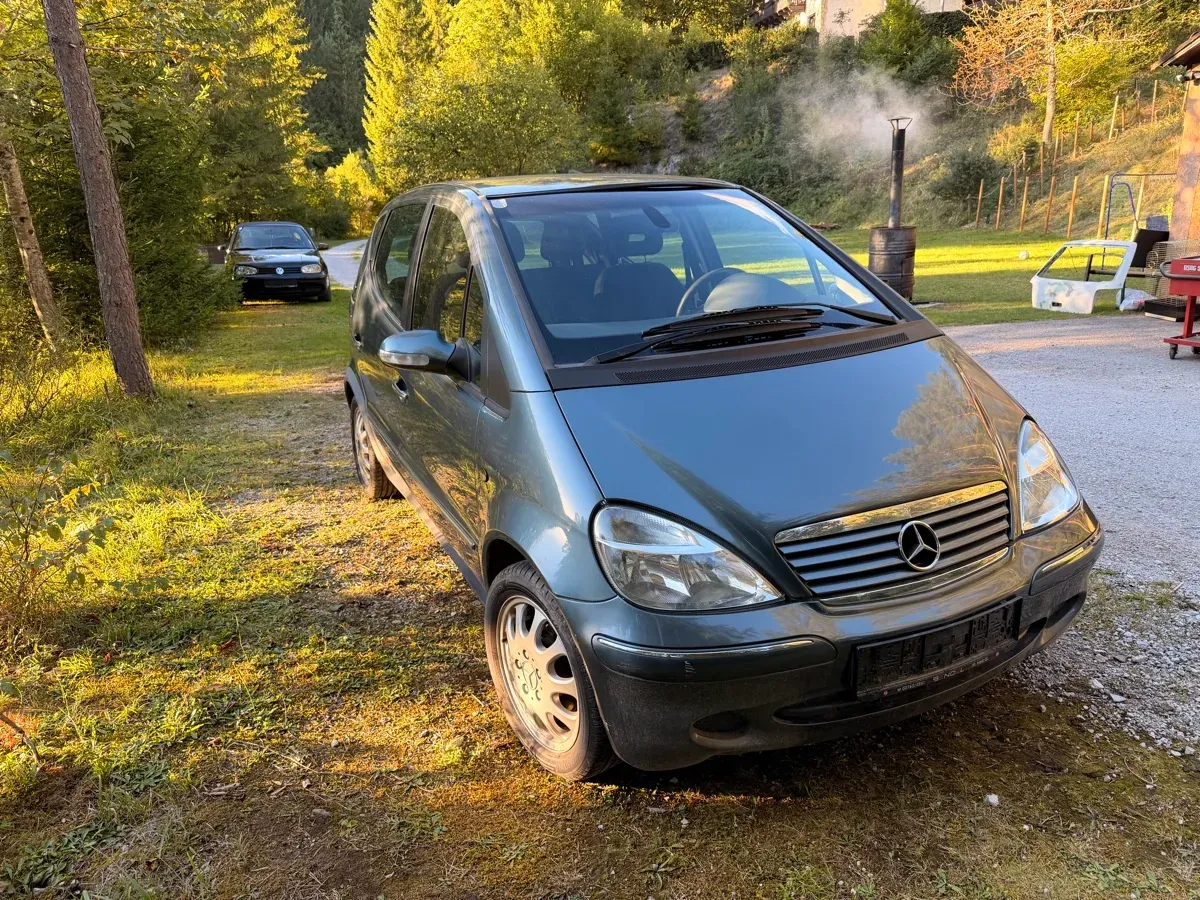 Mercedes-Benz A-Class 2004 photo 2