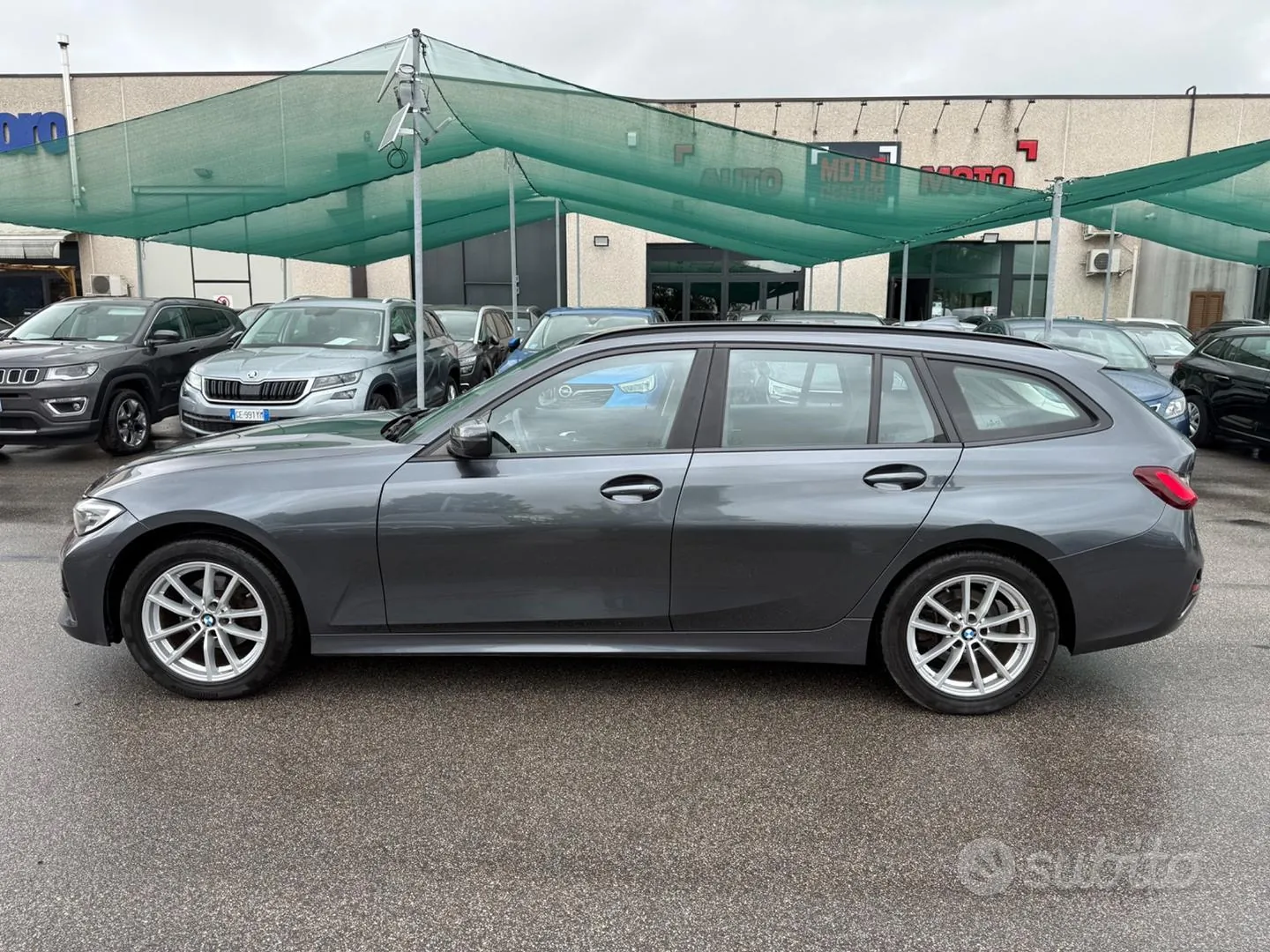 BMW 318 Touring 2022 photo 2