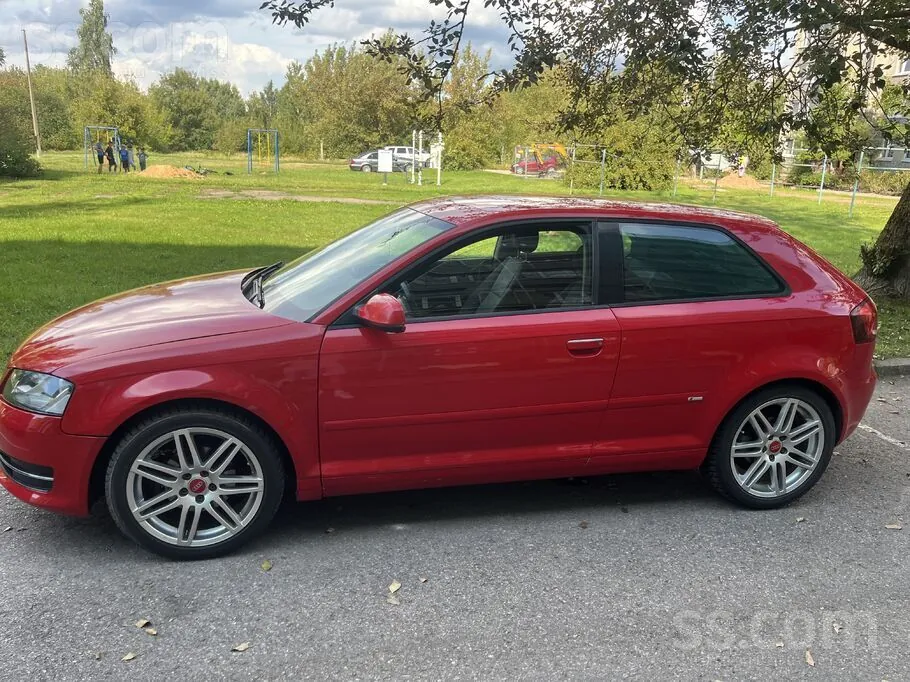 Audi A3 2011 photo 2