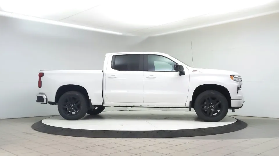 Chevrolet Silverado 1500 2026 photo 2
