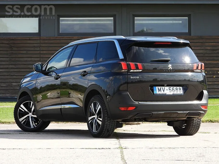 Peugeot 5008 2017 photo 5