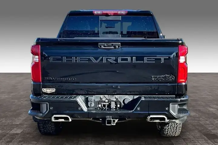 Chevrolet Silverado 2023 photo 4