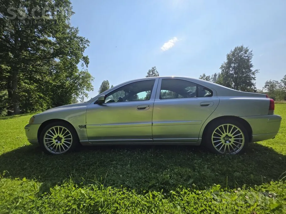 Volvo S60 2004 photo 4