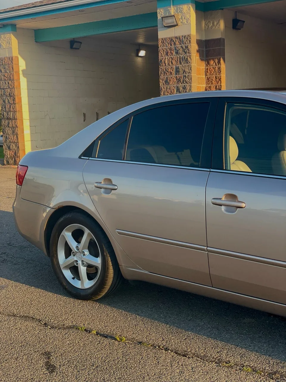 Hyundai Sonata 2006 photo 2