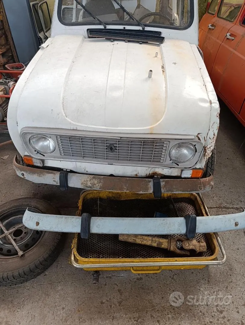 Renault 4 1989 photo 3