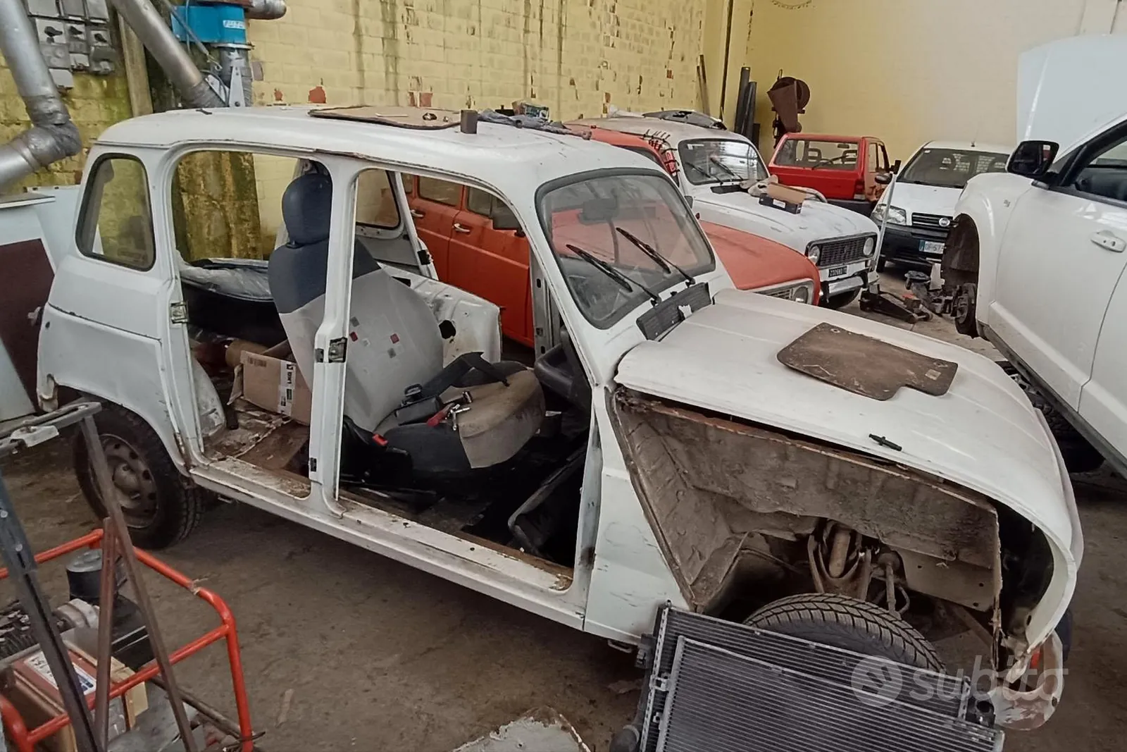 Renault 4