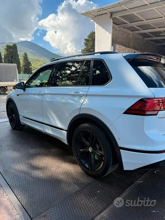 Volkswagen Tiguan 2019 photo 3