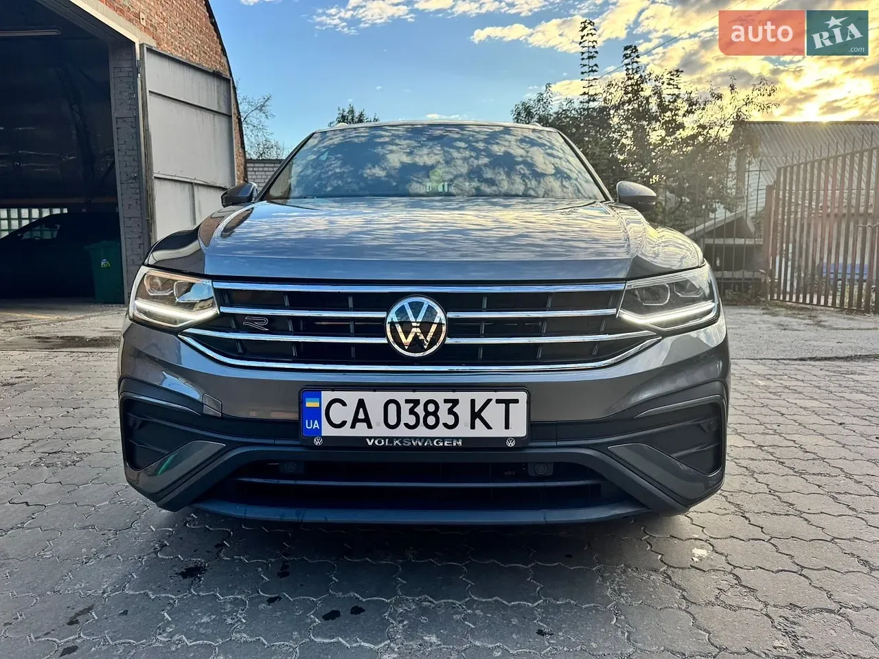 Volkswagen Tiguan 2023 photo 2