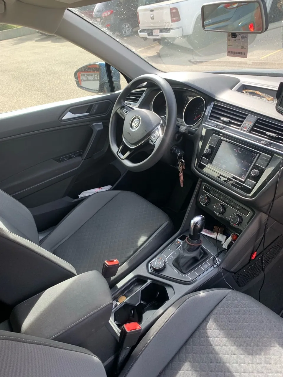 Volkswagen Tiguan 2019 photo 3