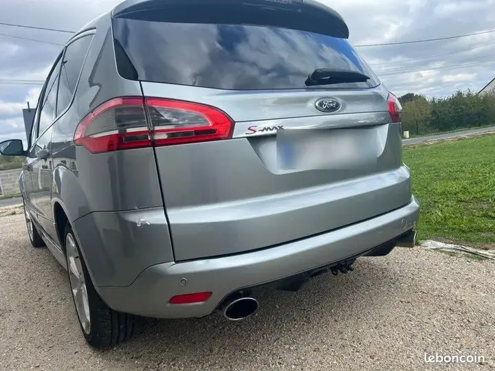 Ford S-Max 2010 photo 3