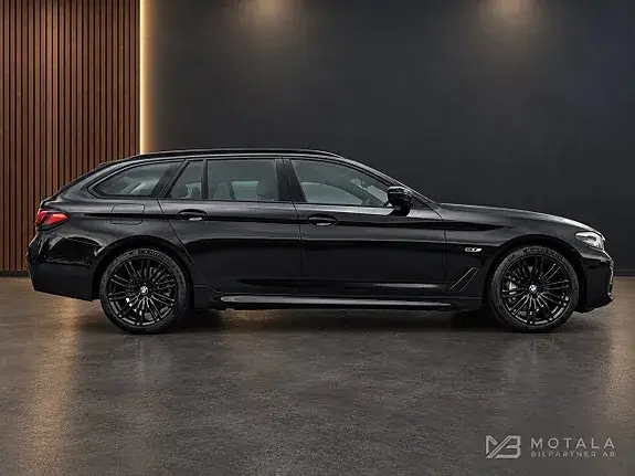 BMW 530E 2022 photo 2