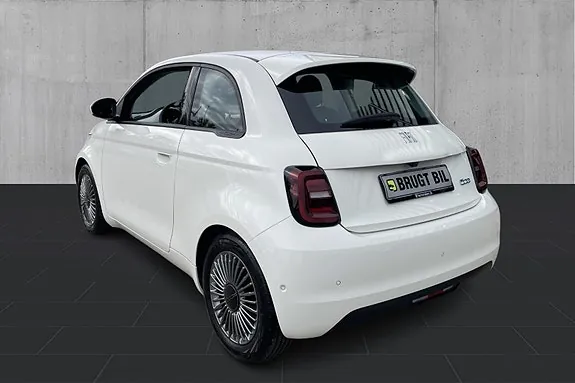 Fiat 500E 2023 photo 3