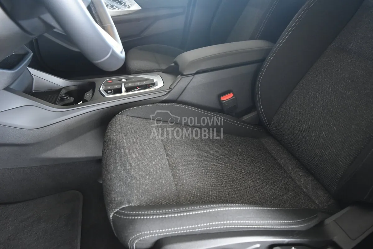 BMW 116 2026 photo 5