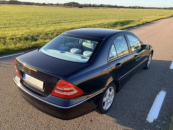 Mercedes-Benz C200 2001 photo 3