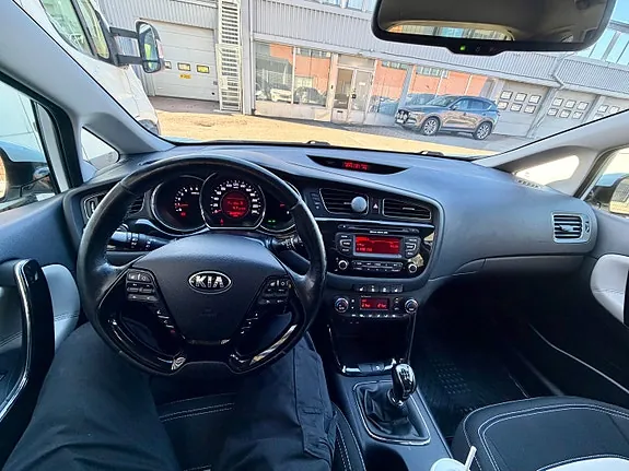 Kia Ceed 2013 photo 5