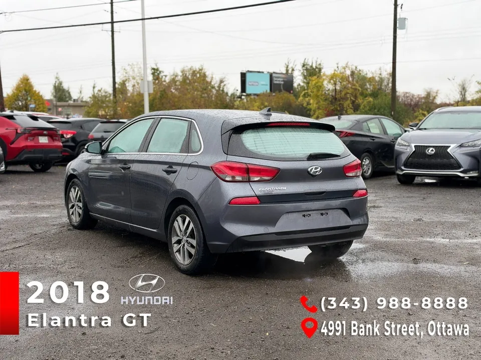 Hyundai Elantra Gt 2018 photo 3
