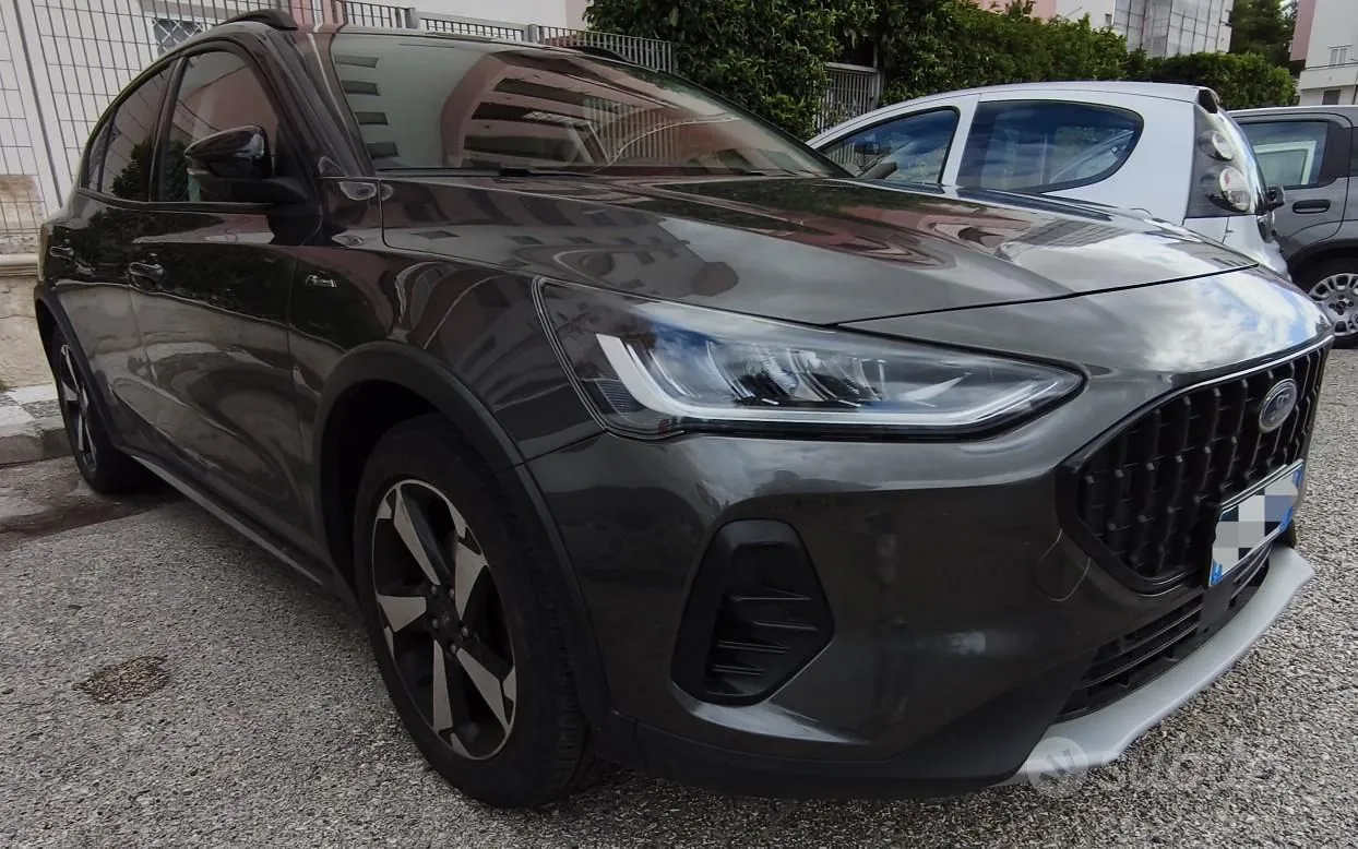 Ford Focus Active 2022 photo 2