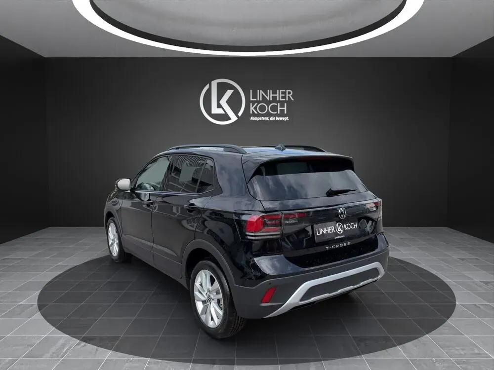 Volkswagen T-Cross 2026 photo 3