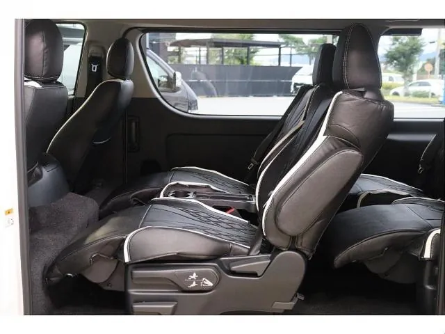 Toyota Hiace 2026 photo 5