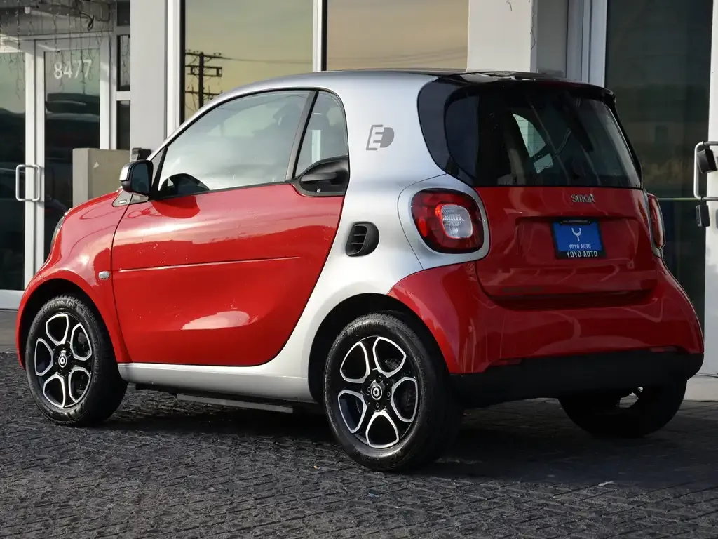 Smart Fortwo 2018 photo 4