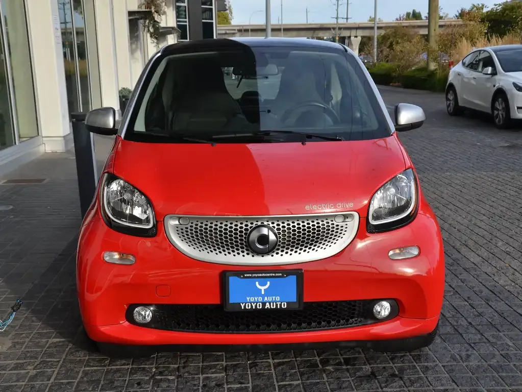 Smart Fortwo 2018 photo 2