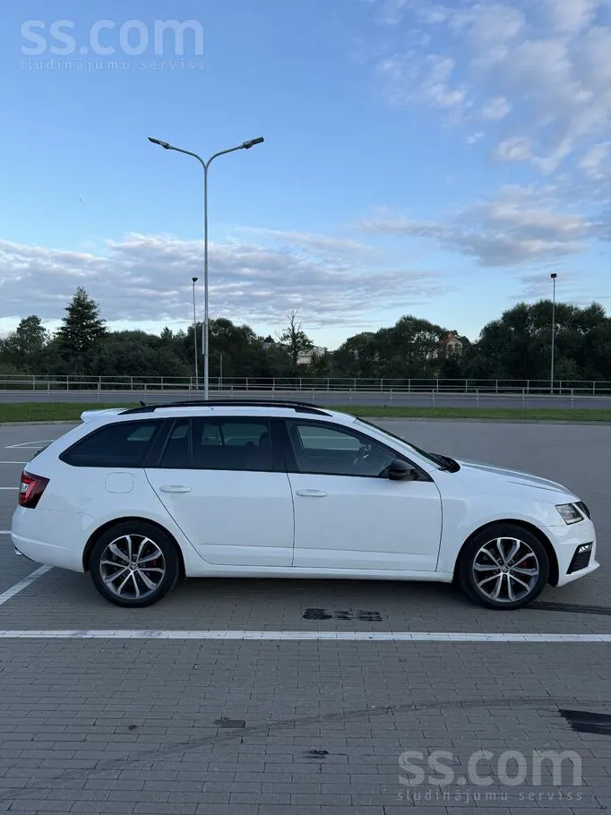 Skoda Octavia 2018 photo 3