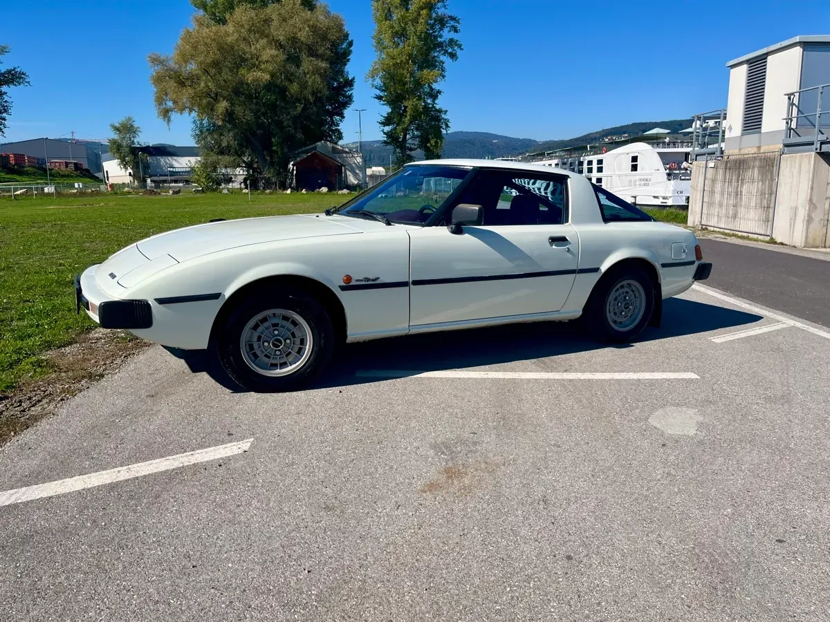 Mazda Rx-7 1980 photo 2