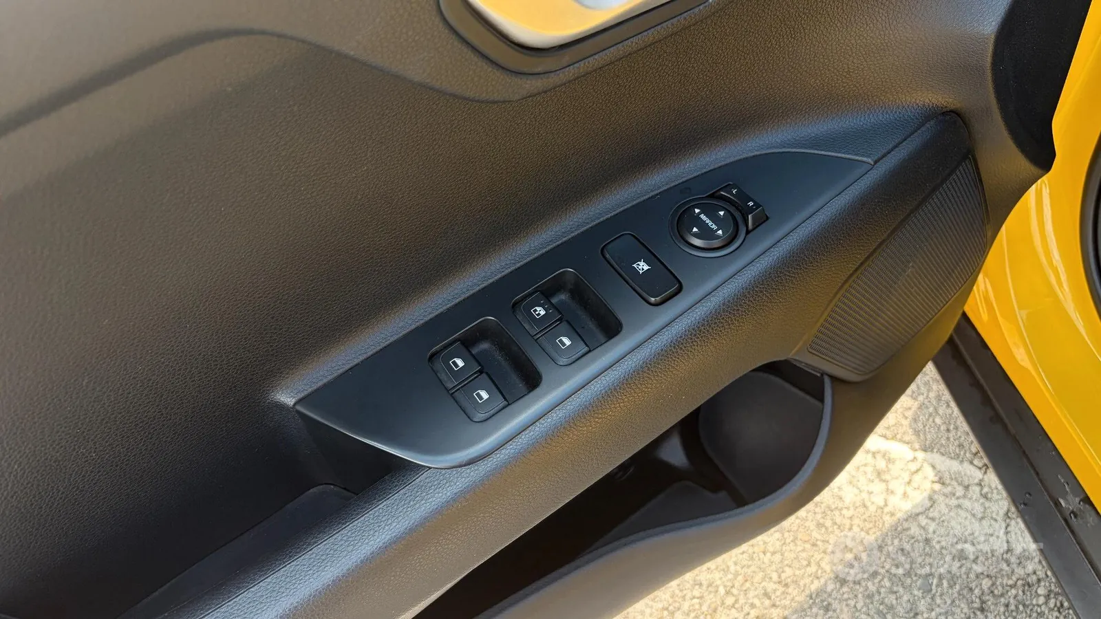 Kia Stonic 2022 photo 4