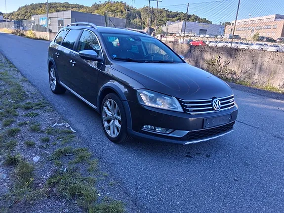 Volkswagen Passat 2013 photo 3