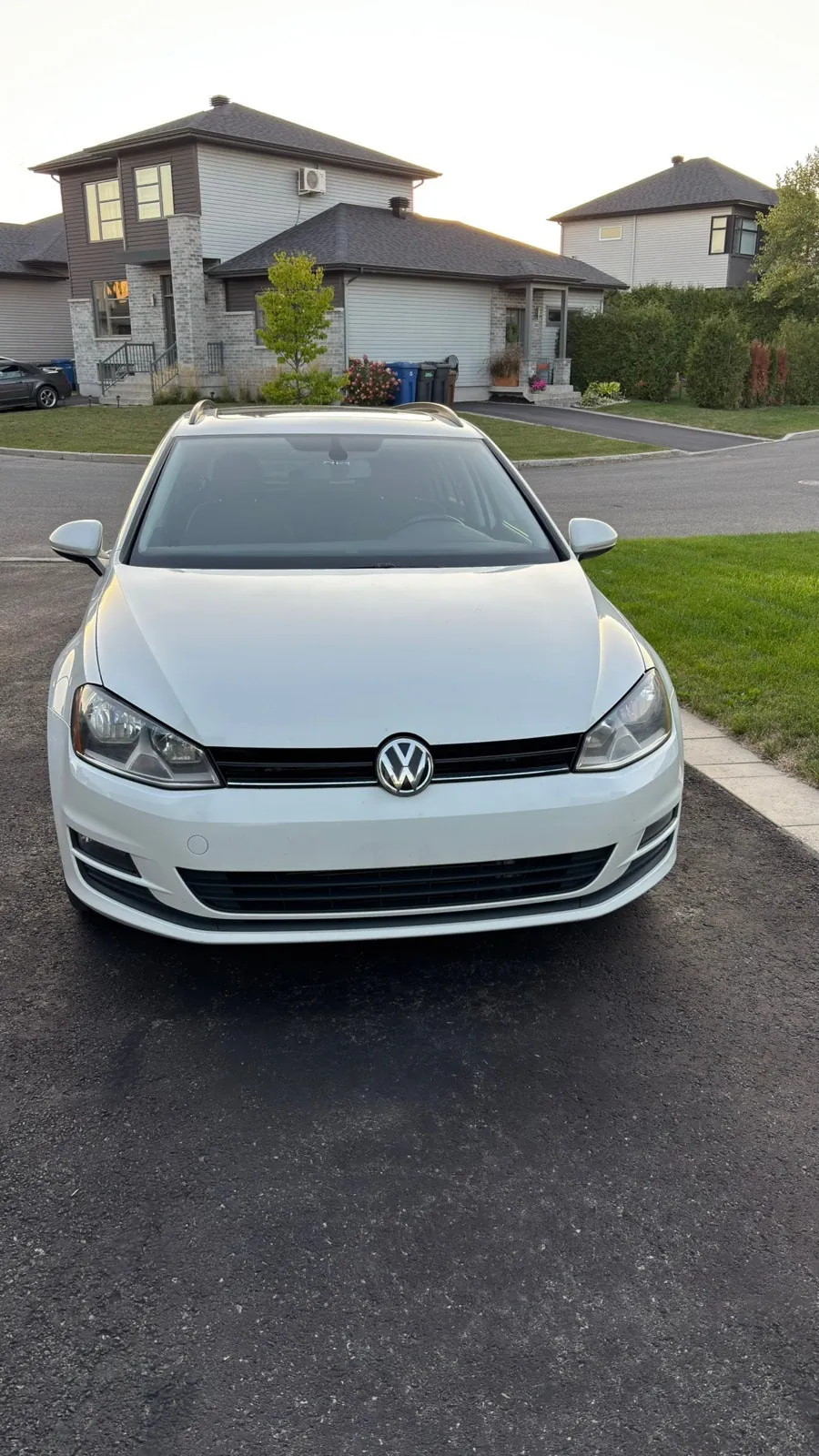 Volkswagen Golf Sportwagen 2017 photo 2