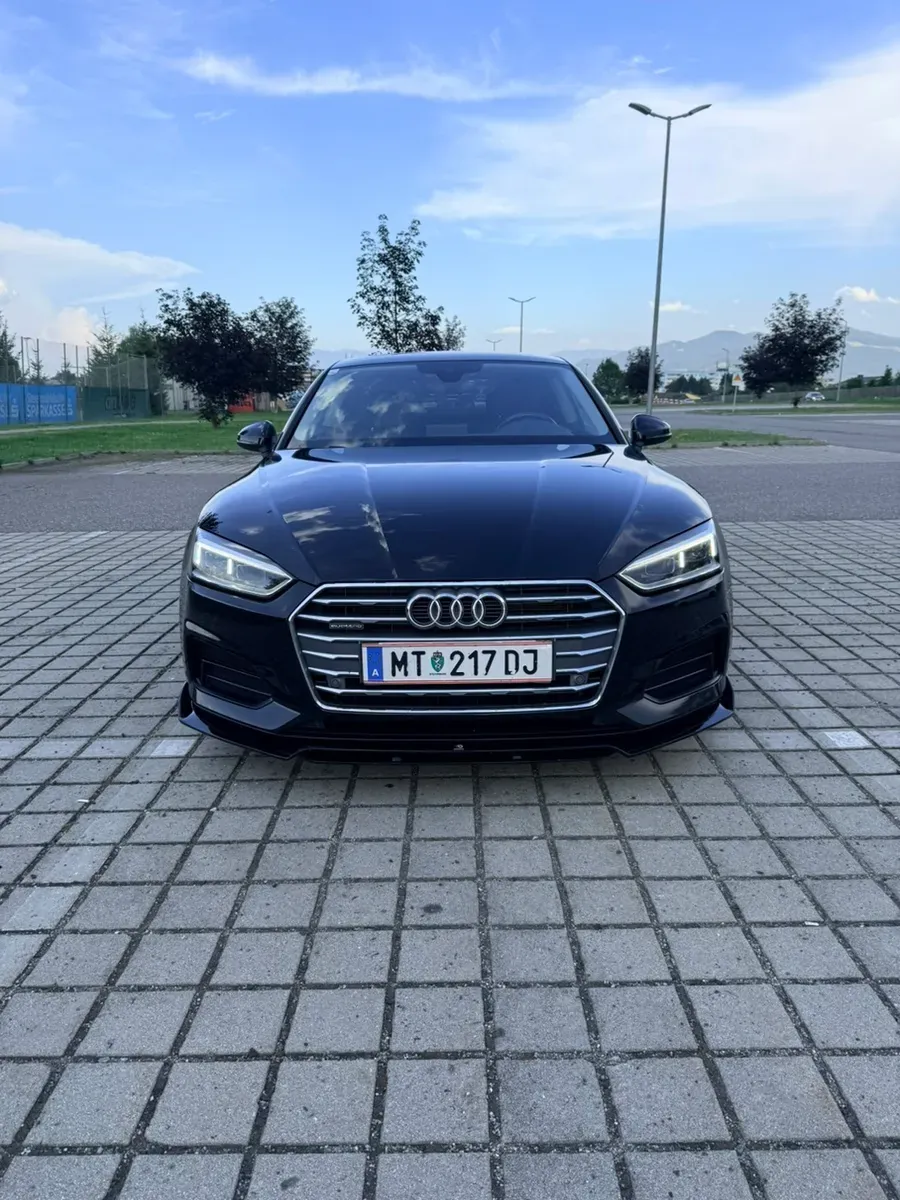 Audi A5 2017 photo 2