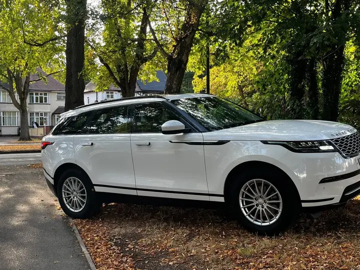 Land Rover Range Rover Velar 2019 photo 4