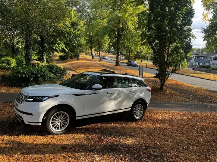 Land Rover Range Rover Velar 2019 photo 2