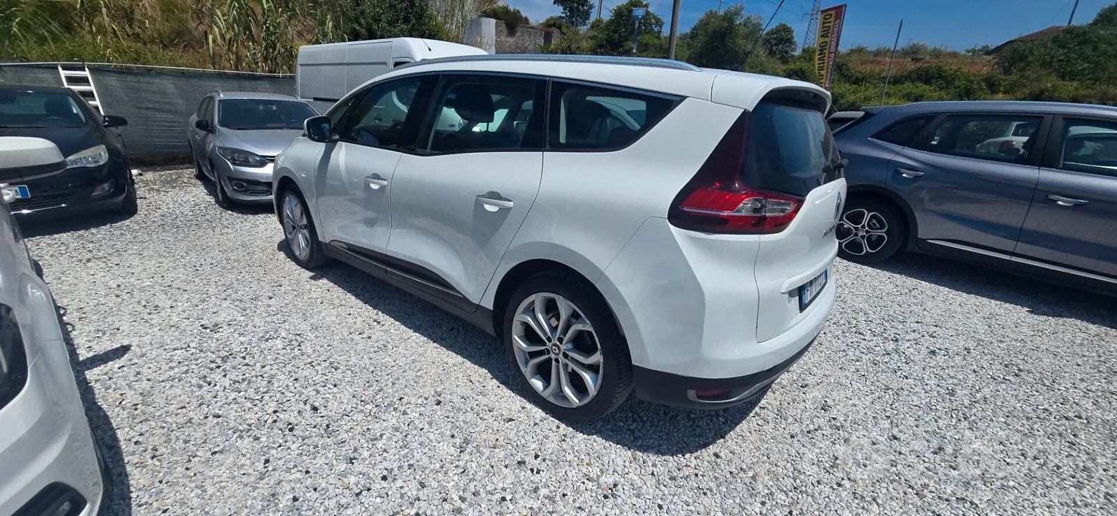 Renault Grand Scenic 2017 photo 4