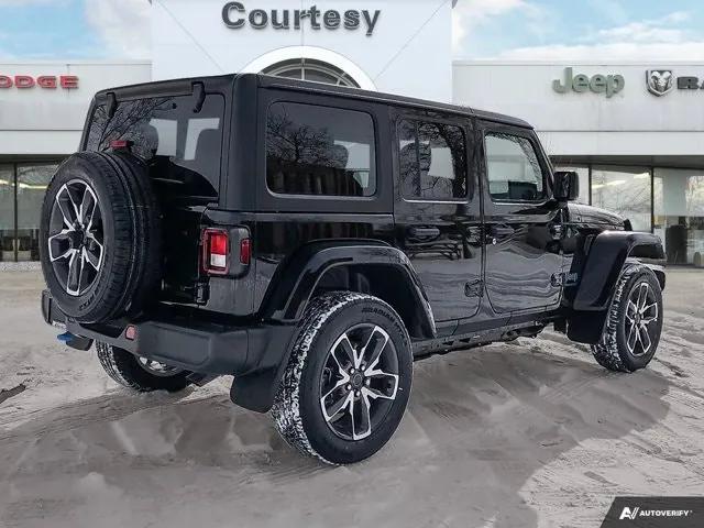 Jeep Wrangler 2024 photo 5