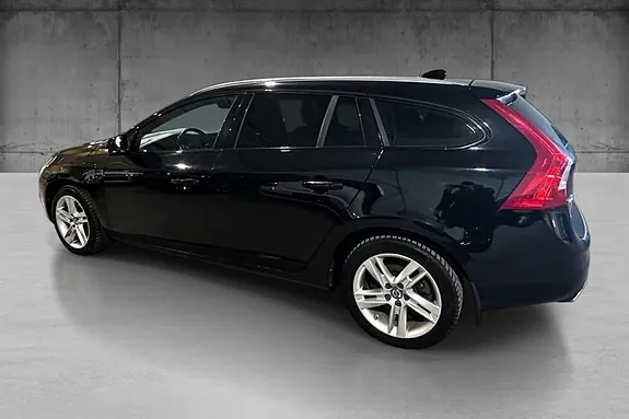 Volvo V60 2018 photo 2