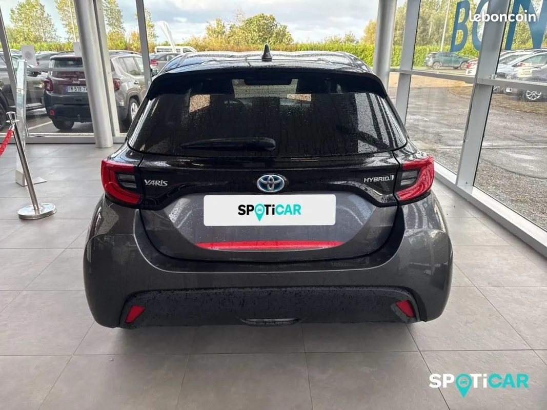 Toyota Yaris 2022 photo 5