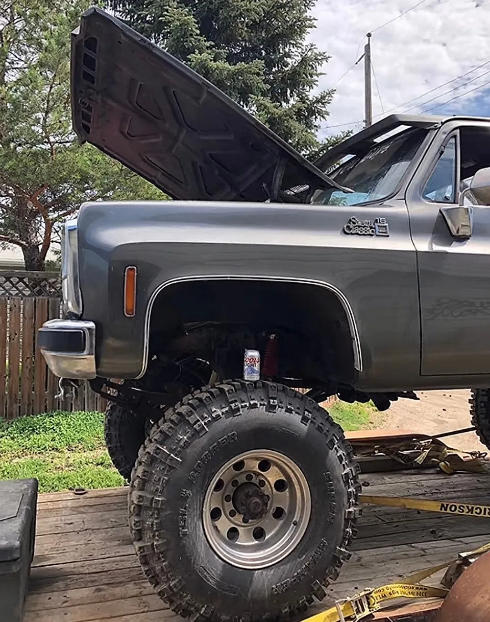 Chevrolet C/K Pickup 3500 1981 photo 2