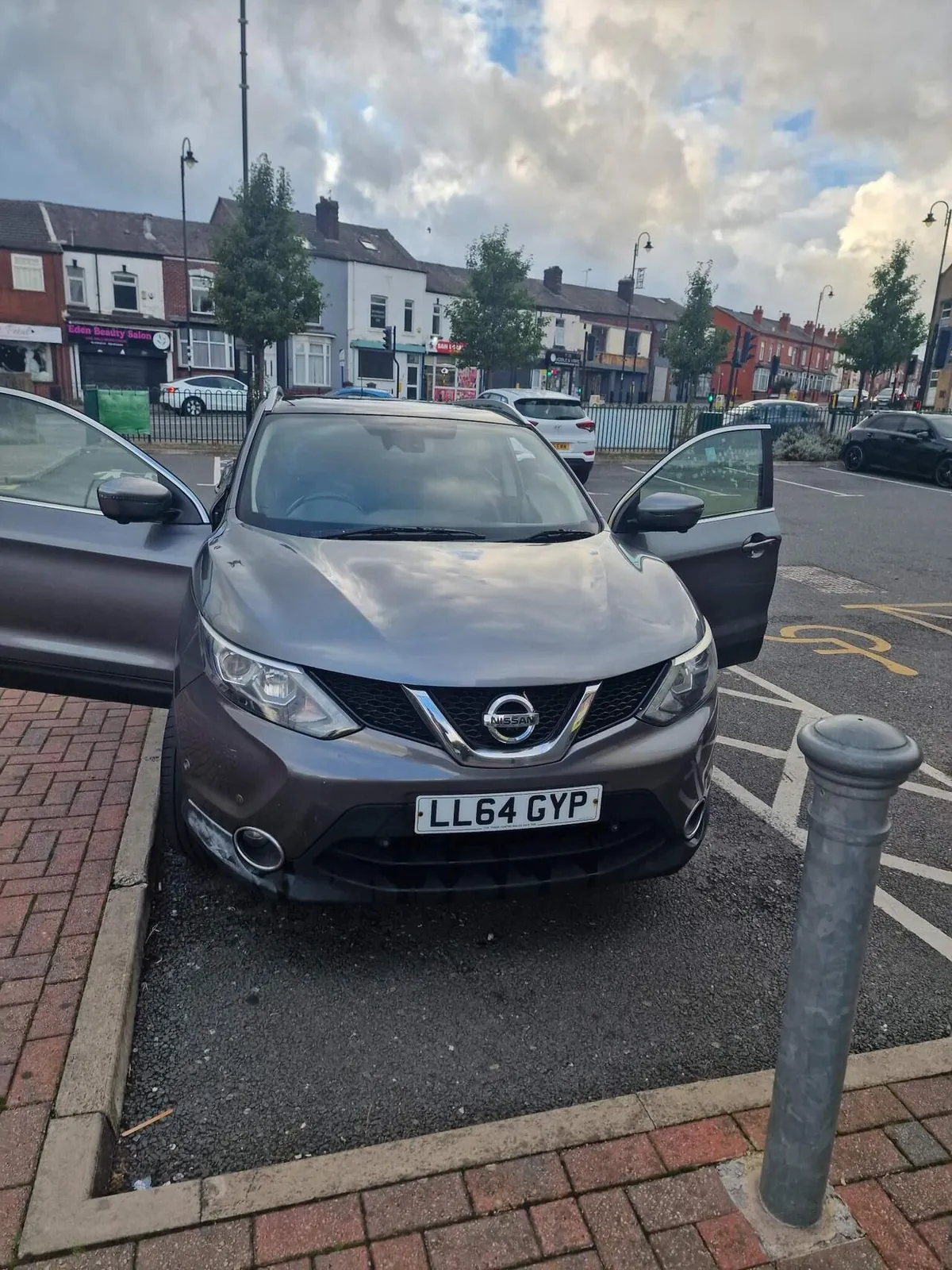 Nissan Qashqai 2014 photo 4