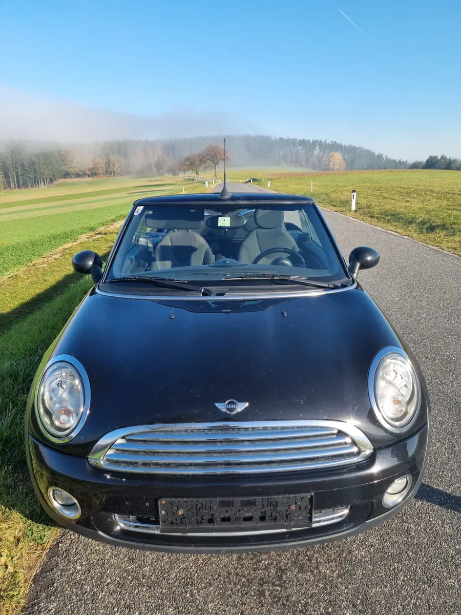 Mini Cabrio 2009 photo 2