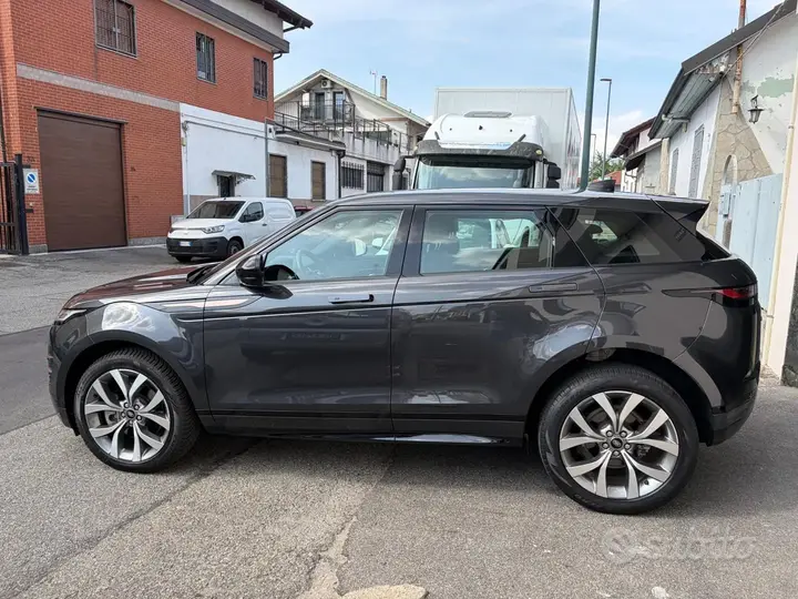 Land Rover Range Rover Evoque 2022 photo 3