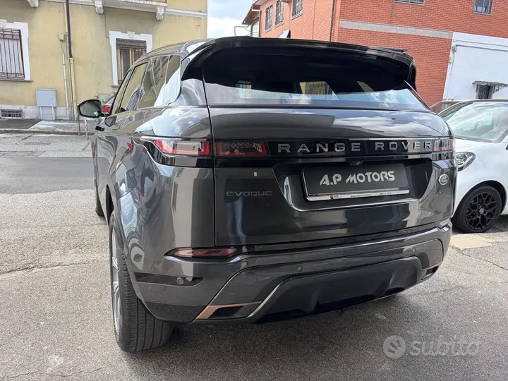 Land Rover Range Rover Evoque 2022 photo 4