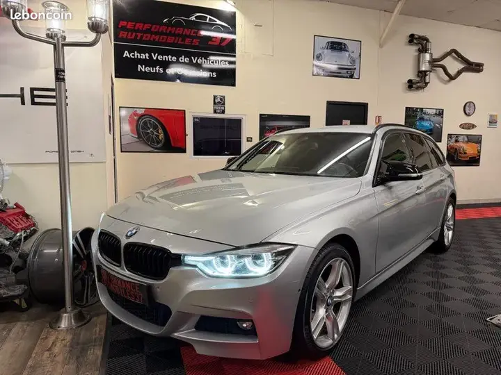 BMW 3 Series 2016 photo 2