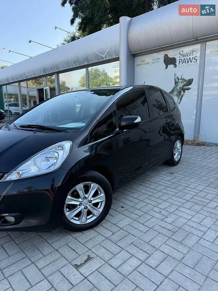 Honda Jazz 2011 photo 3