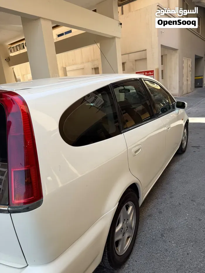 Honda Stream 2002 photo 4