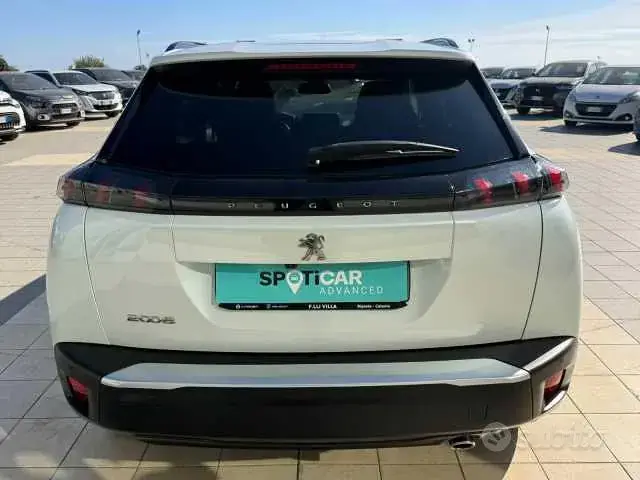 Peugeot 2008 2023 photo 5