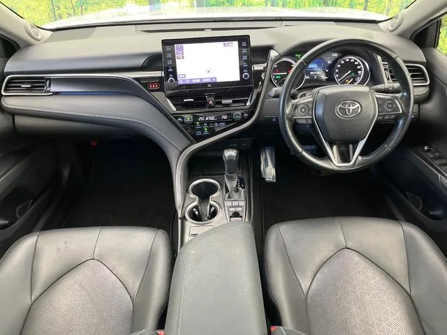 Toyota Camry 2021 photo 3