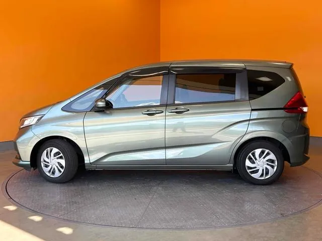 Honda Freed G 2020 photo 2